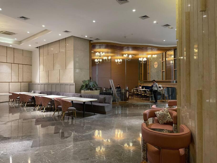 Panoramic Apartment *